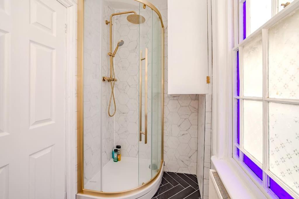 Beautiful Sea View I Spacious One Bed Room Flat I Sleep 4 Guests Bp2 Okręg wyborczy Hove Zewnętrze zdjęcie